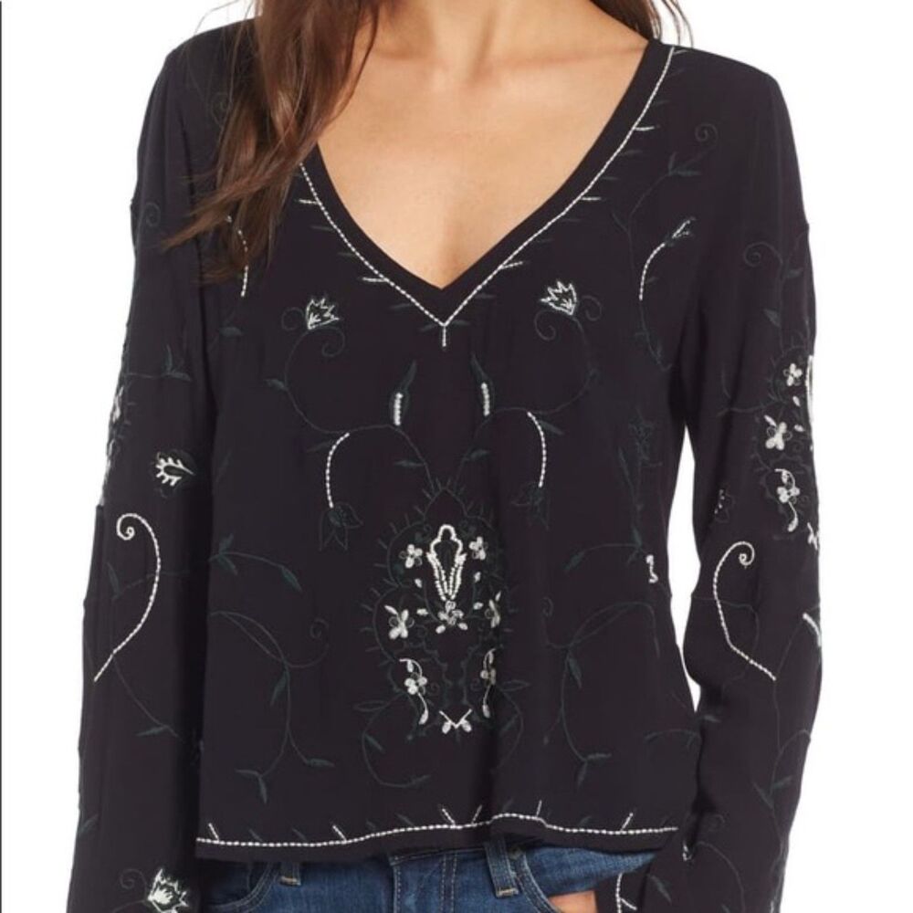 hinge Black V-Neck Long Sleeve Embroidered Blouse